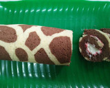 Foto langkah ke 13 dari resep Swiss roll jerapah.