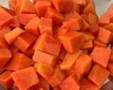 A picture of step 1 of Papaya and Banana Smoothie.