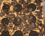Foto del paso 4 de la receta: Cuadraditos de oreo con dulce de leche!!