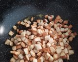 Foto langkah ke 3 dari resep Bread Popcorn - Pinggiran roti tawar.
