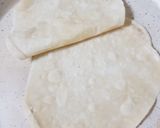A picture of step 3 of Ice cream Roll.