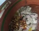 A picture of step 8 of Lais dar haleem restaurant style.