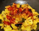 A picture of step 1 of Pineapple- tomato Khatta meetha.