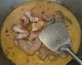 Foto langkah ke 3 dari resep Semur usus sapi.