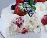 Foto del paso 7 de la receta: Pavlova con frutos rojos
