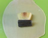 Foto langkah ke 5 dari resep Bolen Pisang Coklat Tanpa Pastry.