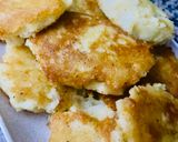 Foto del paso 4 de la receta: BOCADOS DE PURÉ DE PAPAS Y QUESO EN HEBRAS 🥔🧀🍽️🍷