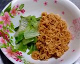 รูปขั้นตอนการทำที่ 7 ของ มาม่าต้มยำน่องไก่