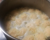 Foto del paso 8 de la receta: Caldo de verduras y pollo con nubes de sémola