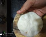 राजस्थानी प्याज़ कचौड़ी (Rajasthani Pyaz Kachori recipe in Hindi) रेसिपी चरण 5 फोटो
