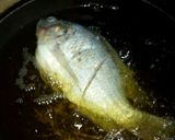 Foto langkah ke 5 dari resep Ikan Nila Goreng Pala Jinten.