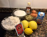 Foto del paso 1 de la receta Bizcocho de manzana y leche evaporada
