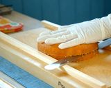 A picture of step 15 of Peach Decoration Cake (Chantilly Peche).