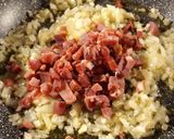 Foto del paso 3 de la receta: Judías salteadas con tacos de jamón