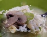 Foto langkah ke 5 dari resep Sup Jamur Praktis Enak.