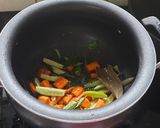 मसाले भात (masale bhaat recipe in marathi) रेसिपी स्टेप 4 फोटो 