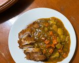 รูปขั้นตอนการทำที่ 2 ของ ข้าวแกงกะหรี่ญี่ปุ่น+หมูทอดทงคัตสึชีส
