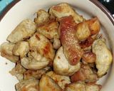 Pas rețetă Varză călită la cuptor în vin alb demidulce cu carne de porc și șuncă afumată 3 fotografie