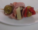 Foto del paso 2 de la receta: Pincho para ir habriendo boca