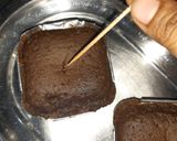 A picture of step 5 of White chocolate molten lawa.