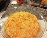 Foto del paso 6 de la receta: Dos recetas con pollo cocido. Canelones y pastel de papa sin carne vacuna y menos papa!
