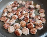 Foto del paso 2 de la receta Rollitos de berenjena a la Provenzal🍆🍅🫑