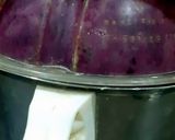 A picture of step 2 of Jamun Shots.