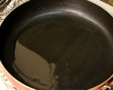 A picture of step 1 of Gobhi Tomato Sabzi (cauliflower tomato veg).