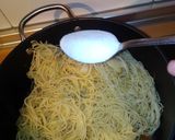 Foto del paso 4 de la receta: Fideos orientales tres delicias