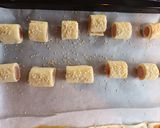 Foto del passaggio 2 della ricetta Salatini di pasta sfoglia