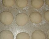 A picture of step 7 of Mandazi.