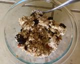 A picture of step 4 of Oatmeal bar.