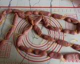 Foto langkah ke 6 dari resep Homemade Chicken Bratwurst.