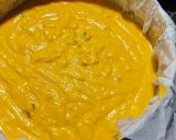 A picture of step 5 of Suji Mango Cake.