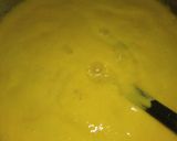 A picture of step 2 of Punjabi kadi pakode.