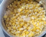 A picture of step 2 of Corn palak paneer.