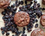 Foto del paso 5 de la receta: Magdalenas de espelta y pera sin azúcares ni edulcorantes 🍐