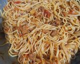 Foto langkah ke 3 dari resep Spaghetti Tuna Pedas.