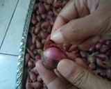 Foto langkah ke 2 dari resep Tips menyimpan bawang merah.