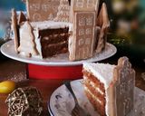 Foto del passaggio 9 della ricetta Gingerbread village cake