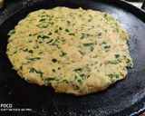 A picture of step 3 of Methi paratha.