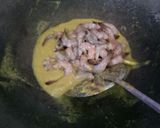 Foto langkah ke 2 dari resep Udang masak bumbu bebek.