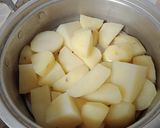 Foto langkah ke 1 dari resep Stik kentang keju.