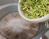 Foto langkah ke 1 dari resep Tumis bunga pepaya resep ibu🤍.