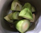 Foto langkah ke 1 dari resep Sambal Goreng Labu Siam.