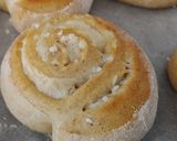 Sajtos & pizzás sajtos csiga recept fázis 7 fotója