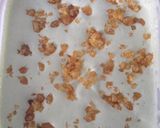 A picture of step 2 of Pistta crunch ice cream.