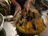 กุ้งมังกรนึ่งมะนาว