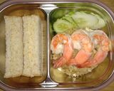 รูปขั้นตอนการทำที่ 4 ของ ข้าวกล่องข้าวผัดหมู (Pork Fried Rice Lunch Box)