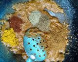 A picture of step 10 of Palak paneer.